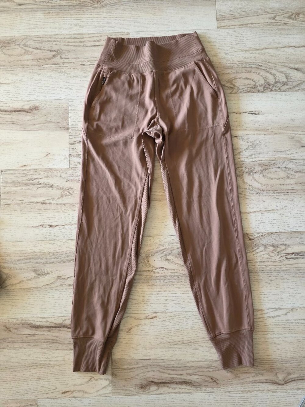 Athleta Venice High Rise Joggers Rustic Beige Brown Size XS